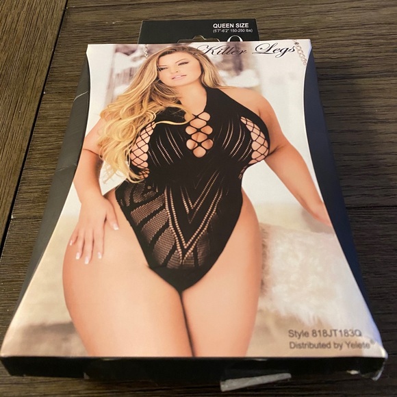 Halter top - Picture 1 of 7